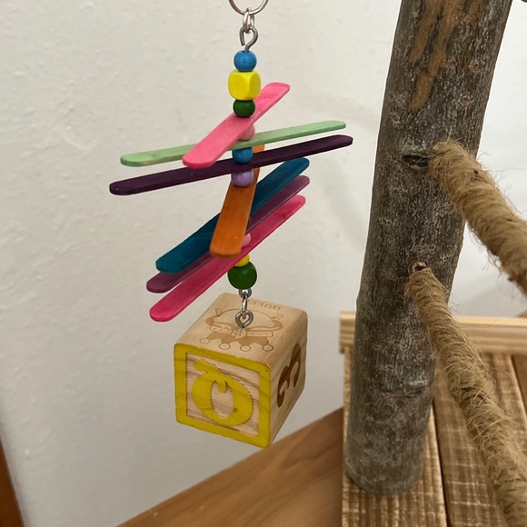 Bird/Parrot play gym, handcrafted by me - Picture 5 of 8